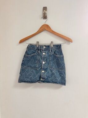 Old Navy Blue Denim Heart-Print Button Front Mini Skirt